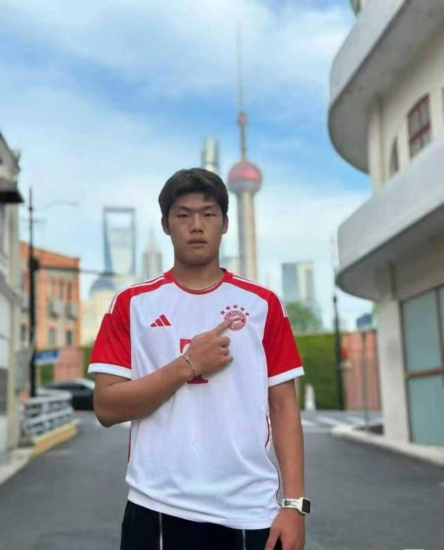  記者：郭嘉璇哥哥稱北京足協已解決轉運問題，大使館回應持續幫助