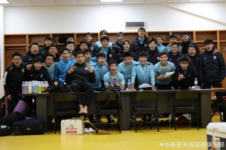  苑維瑋帶隊首秀告捷，泰安天貺足協杯5-1大勝青島五月的風