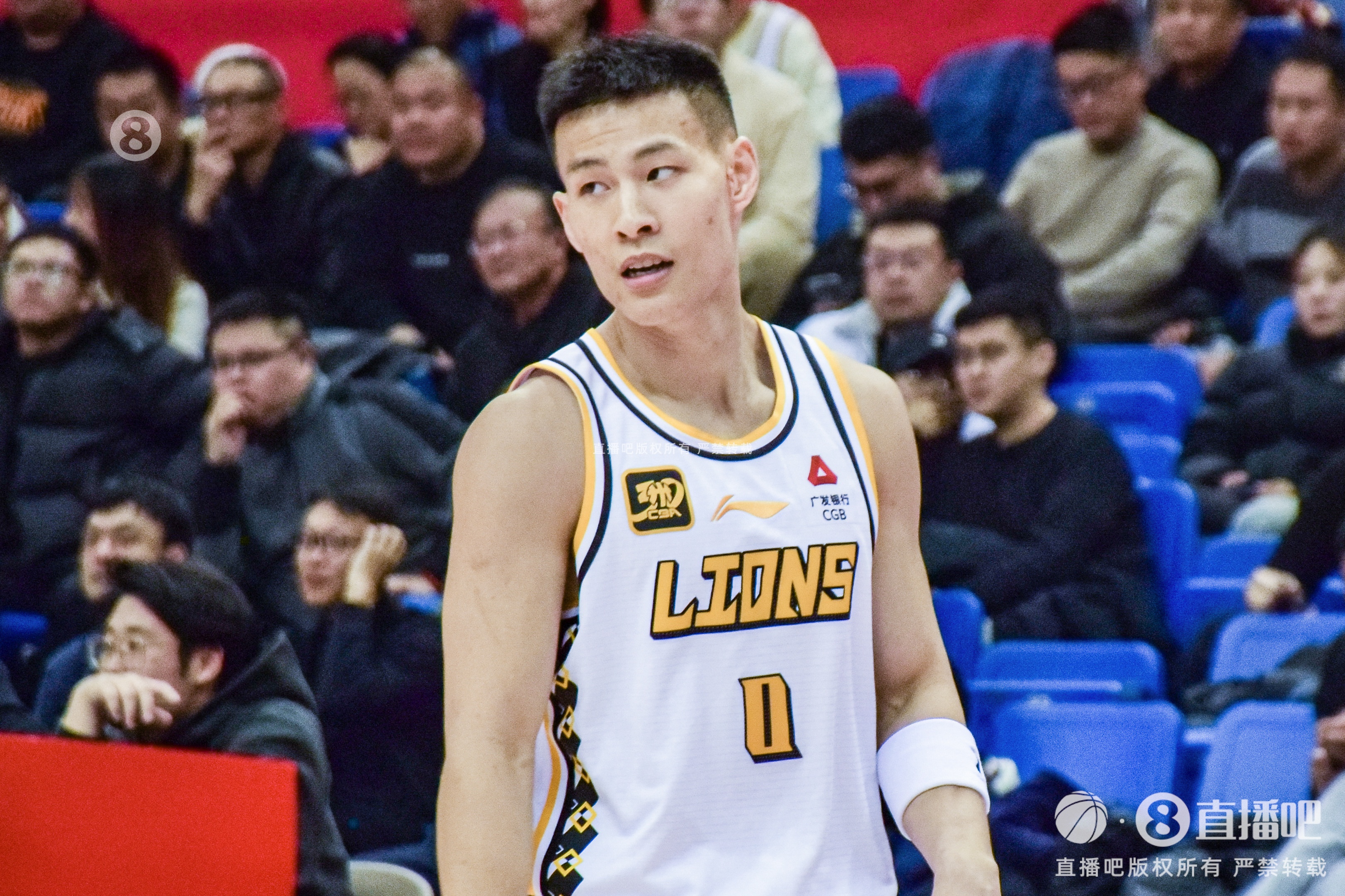 毫無狀態!林秉圣11投僅1中拿到3分3斷 出現2失誤4犯規