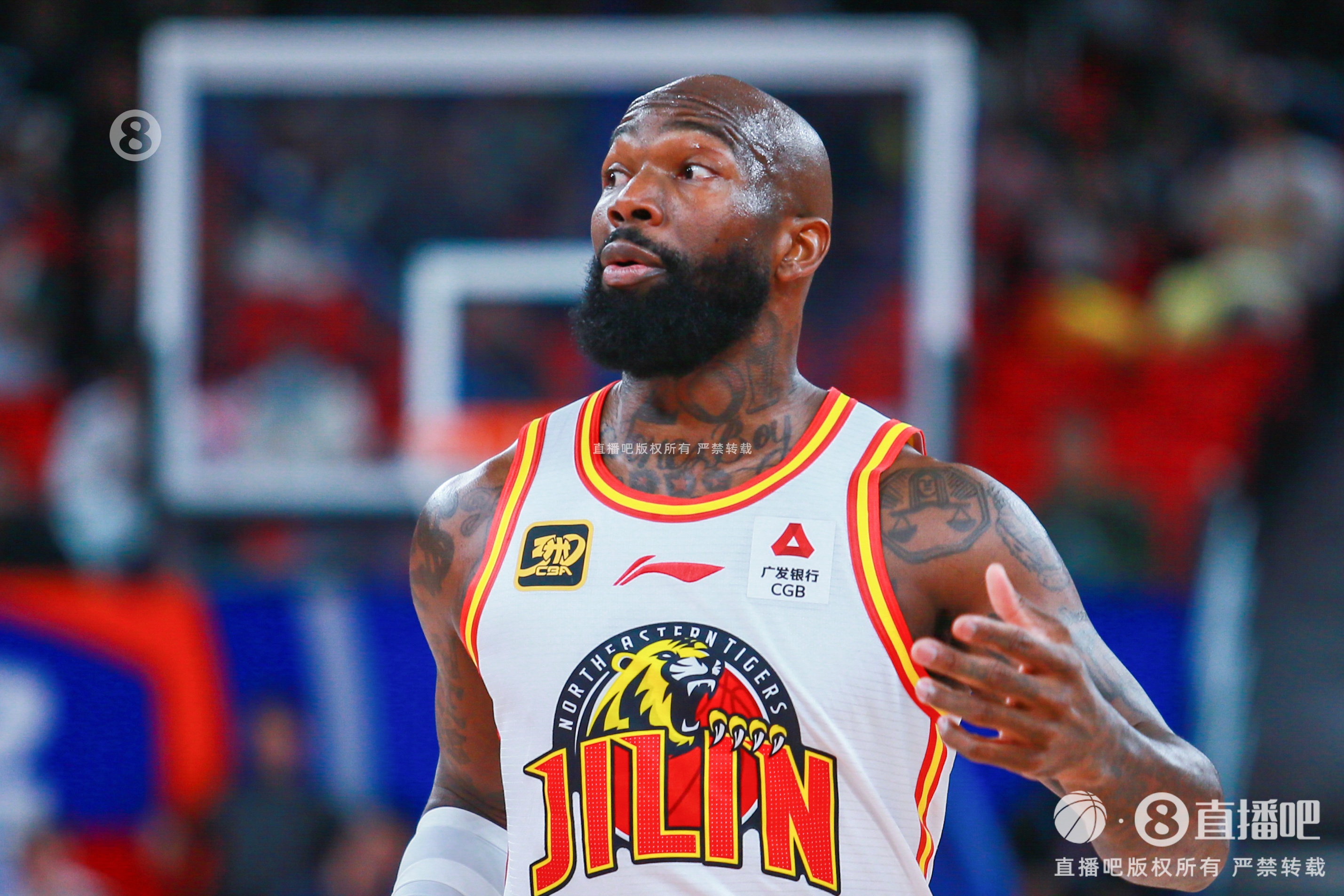  瓊指導累啊！遼寧多點開花首節44-20大比分領先吉林 瓊斯獨得10分
