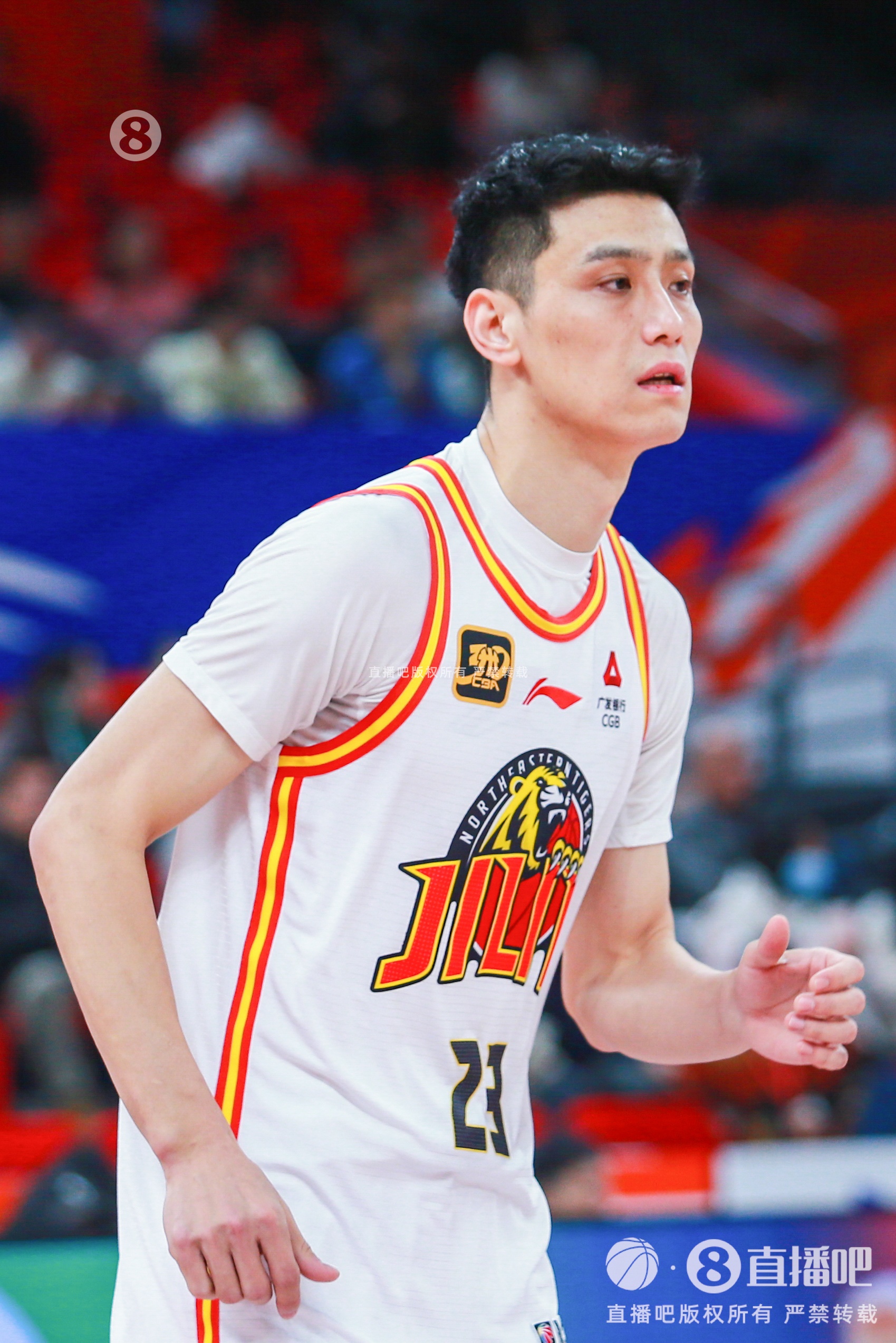  亮眼發(fā)揮！欒利程替補27分鐘 投籃&罰球皆6中6貢獻20分2板2助