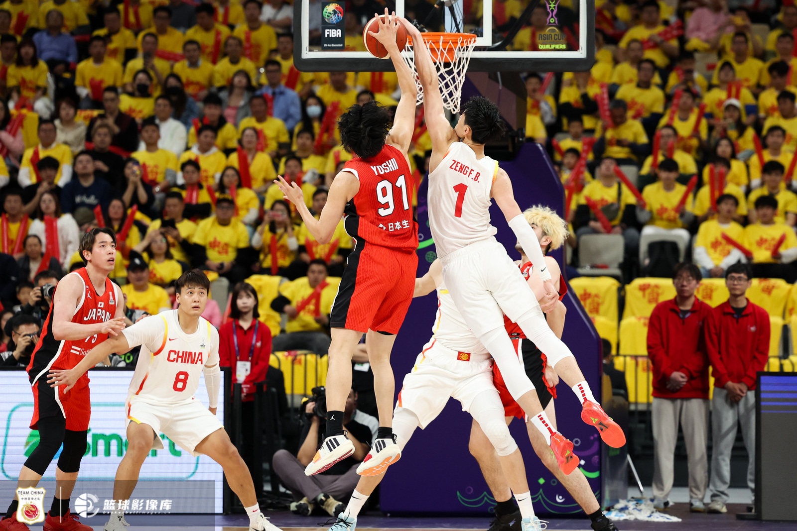  中國男籃內外開花 曾凡博攻防一體在線 中國大勝日本42分！
