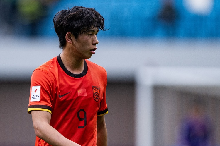  加油！對戰沙特U20劉誠宇罰丟點球承受壓力，入選國足是絕佳鼓勵