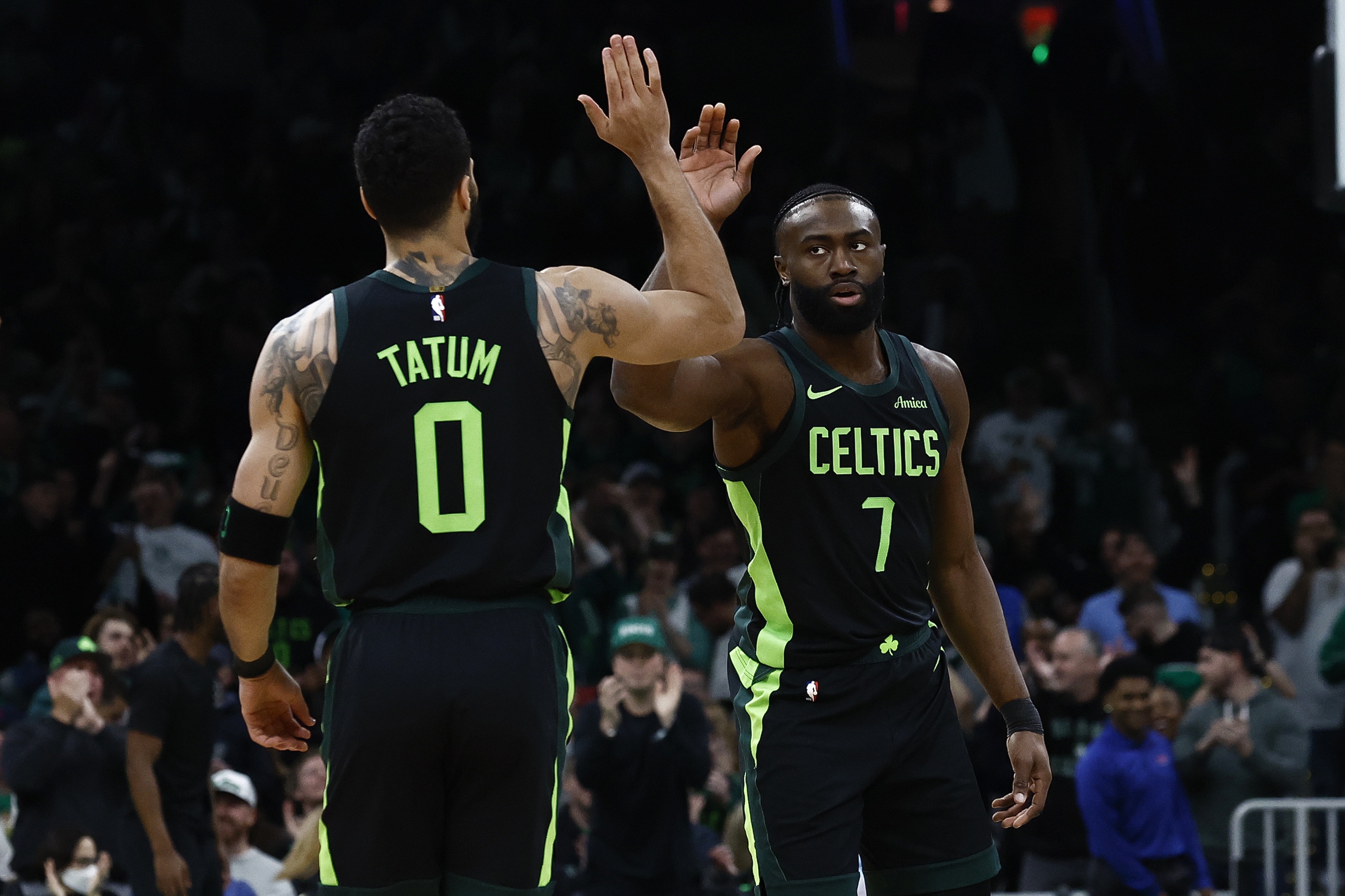 NBA彩經:獨行俠不敵雄鹿 雷霆擒下灰熊 快船難勝活塞