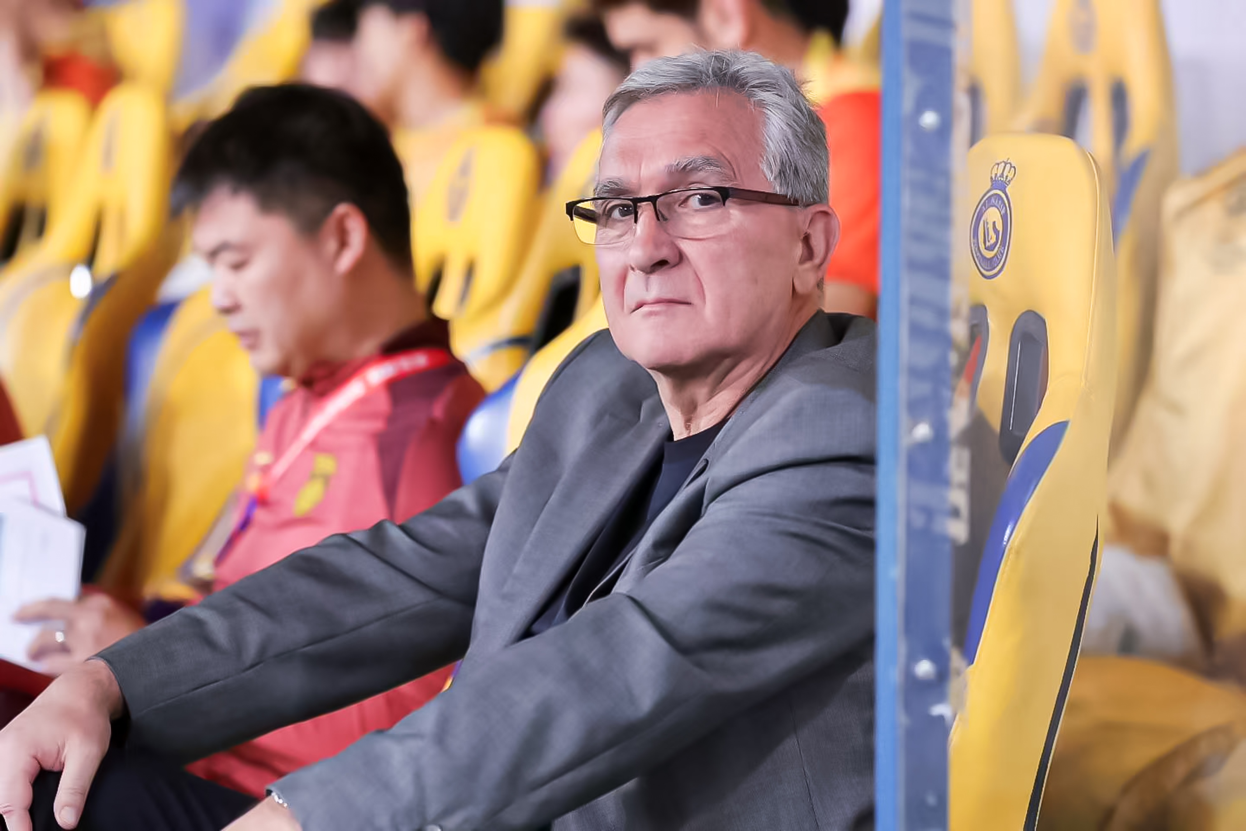 媒體人:長期集訓伊萬練了什么?進攻戰術只有高準翼大腳找張玉寧